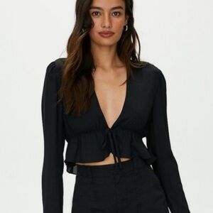 Sunday Best Aritzia Black Long Sleeve Tie-Front Crop Top – Size XXS